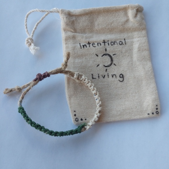 Bracelets - Picture 2 of 3